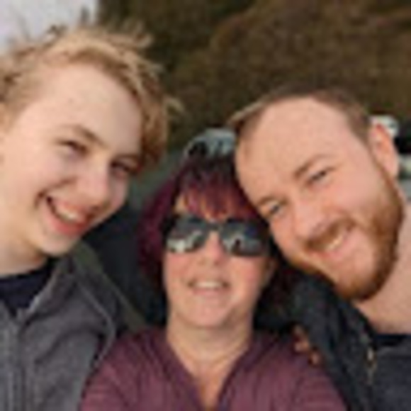 Meet your Posher, Amy - Picture 1 of 1